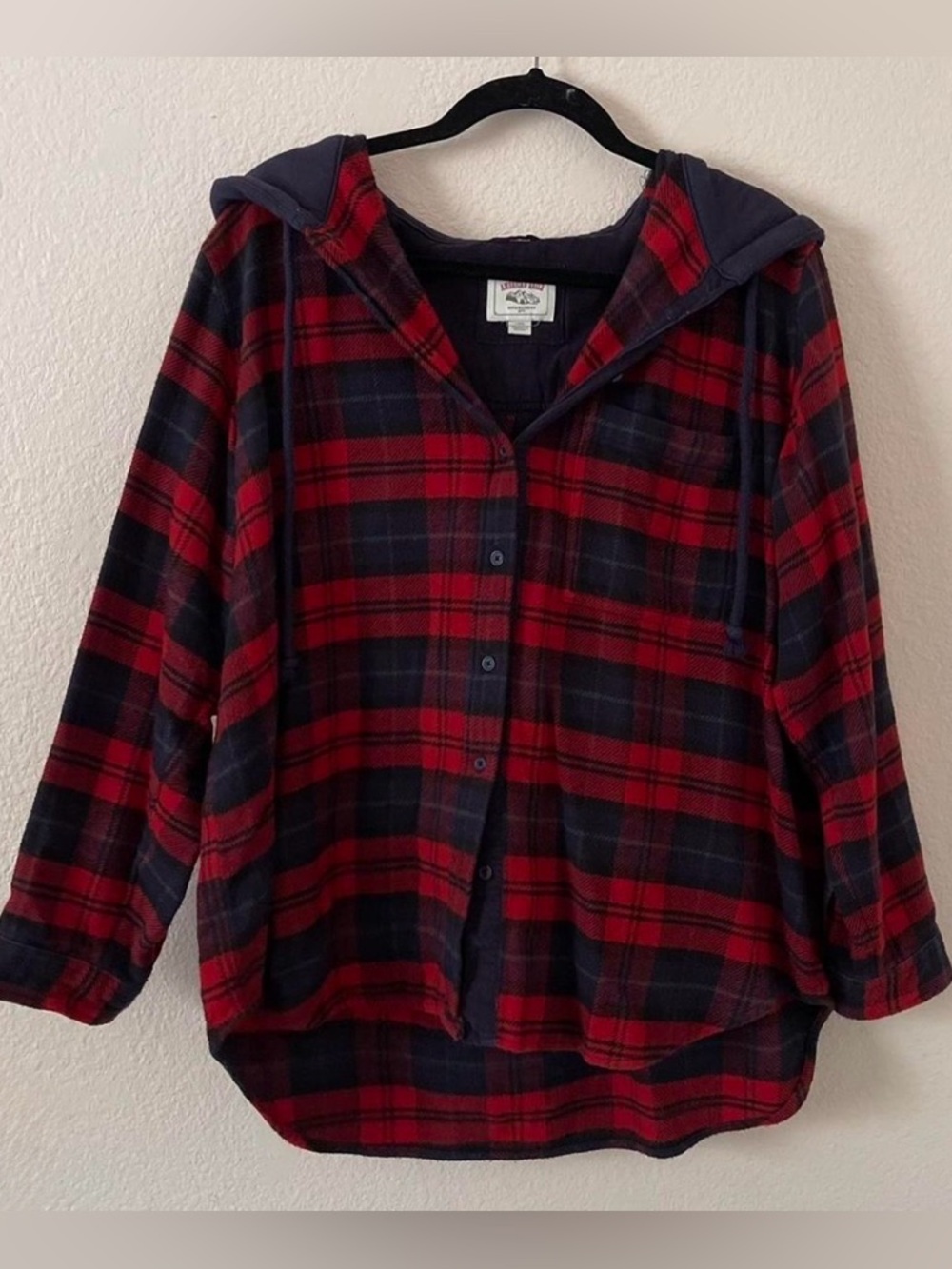 American Eagle Outfitters Red & Black Plaid Hooded Button-Down Shirt